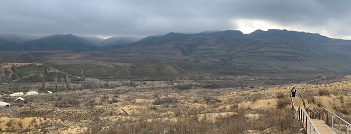 Бархан Сары-кум is one of Дагестан.
