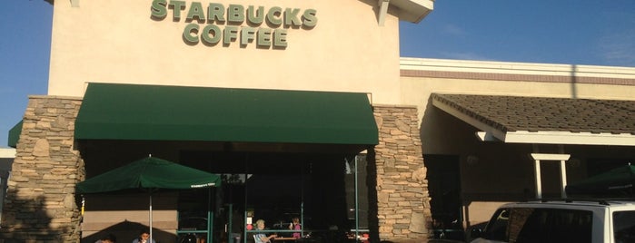 Starbucks is one of Dan : понравившиеся места.