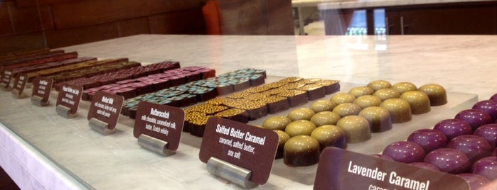 Artisan Confections is one of Locais salvos de Christopher.
