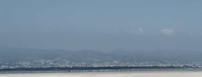 RAF Akrotiri is one of Airports I've been To.