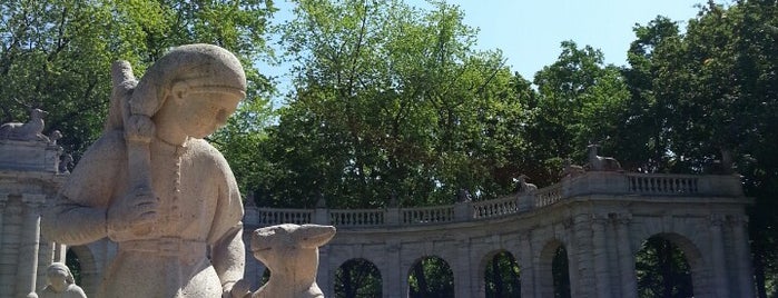 Märchenbrunnen is one of Sommer Chillspots.