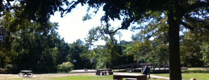 Little Thicket Park is one of Houston stuff.