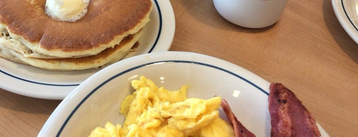 IHOP is one of Lunchin' and Snackin'.