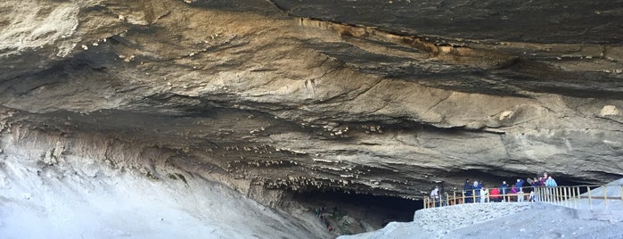 Monumento Natural Cueva del Milodón is one of Posti che sono piaciuti a David.