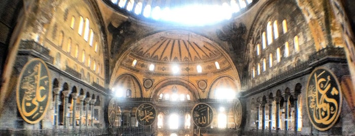 Hagia Sophia is one of Zach's Saved Places.
