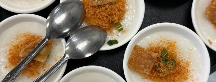 Nem Nuong Khanh Hoa is one of Jonathan Gold's 99 Essential LA Restaurants 2011.