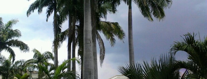 Praça Gonçalves Dias is one of Praça da Chapada.