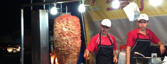 Tacos Chema is one of Posti salvati di Alejandro.