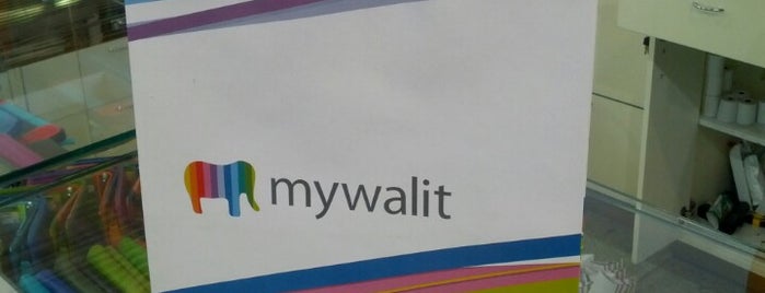 Mywalit is one of Мэ.