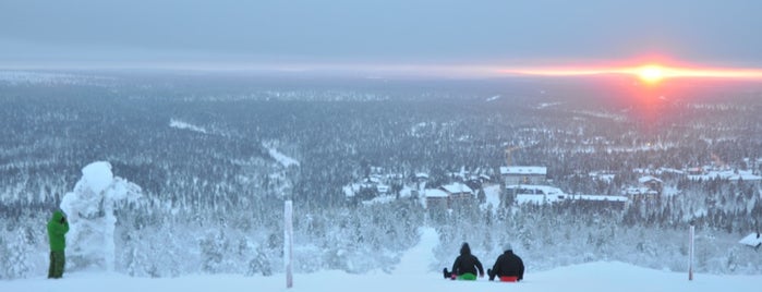 Suomen Suurin Pulkkarinne is one of Saariselkä outdoors.