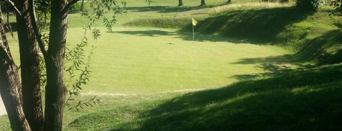 Lac de Verde Golf Club is one of Locais curtidos por Irina.