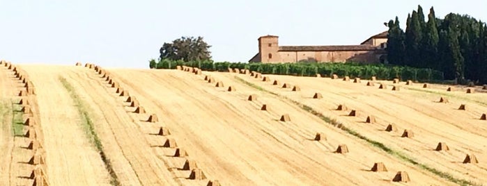 Castello di Ribano is one of Posti preferiti.