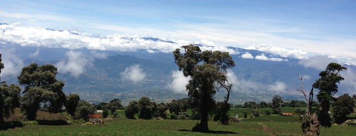 Ruta Los Volcanes is one of Lugares Al Aire Libre.