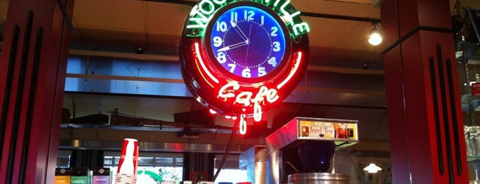 Woodinville Cafe is one of American.
