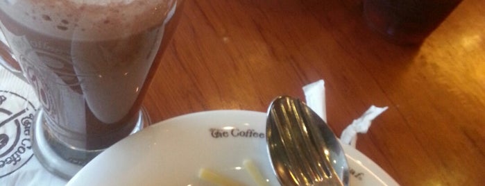 The Coffee Bean & Tea Leaf is one of Colombo.