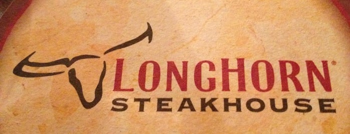 LongHorn Steakhouse is one of Tempat yang Disukai B David.