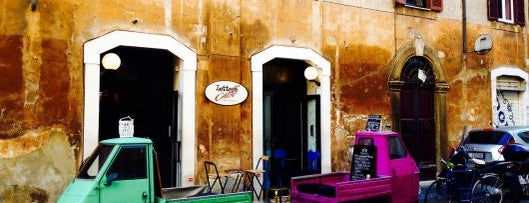 Lettere Caffe is one of Rome by Locals.