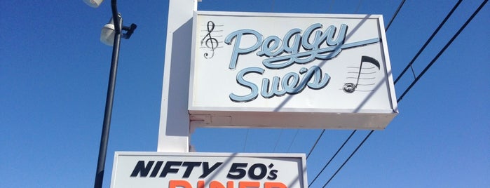Peggy Sue's 50's Diner is one of Anthonyさんの保存済みスポット.