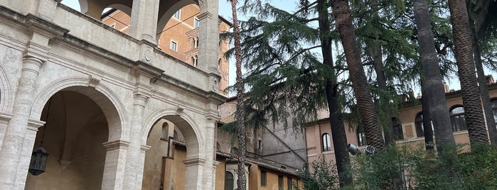 Giardino Storico di Palazzo Venezia is one of ROMA.