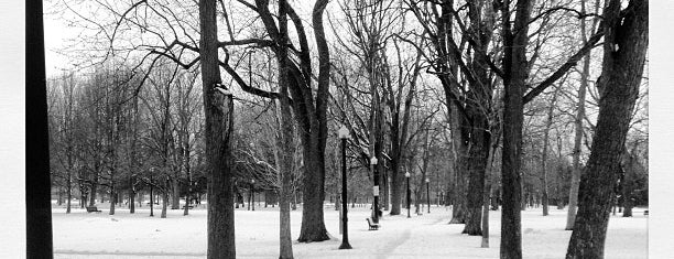 Parc La Fontaine is one of Montreal.