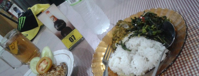 RM. Manado Kasuang sektor 9 Bintaro is one of bintaro foods.