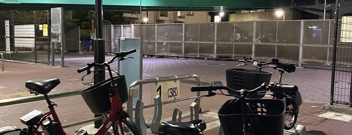 B4-06 Tsukishima Station Basement - Tokyo Chuo City Bike Share is one of 東京の東側のバイクシェアのサイクルポート🚲.