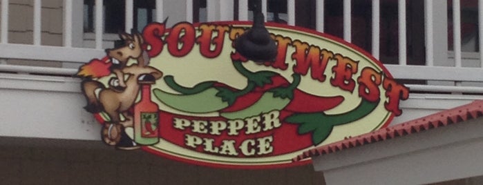 Southwest Pepper Place is one of Orte, die Lizzie gefallen.