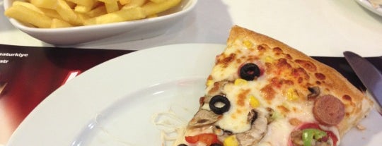 Tadım Pizza is one of Posti che sono piaciuti a Mhrzlk.