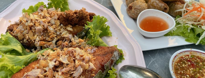 ครัวหนองสมอ is one of Pattaya Restaurant-1 Pattaya　パタヤのレストラン.