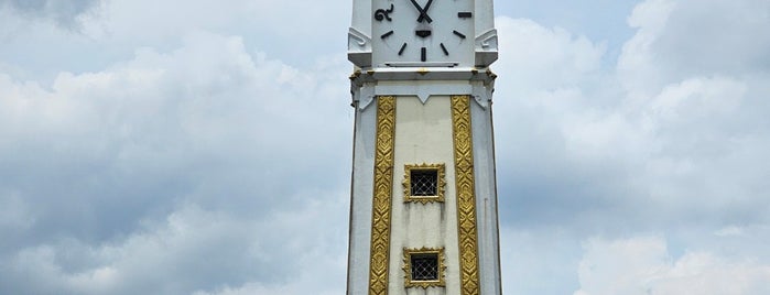 Nonthaburi Clock Tower is one of ช่างสะเดาะกุญแจ นนทบุรี 094-857-8777.