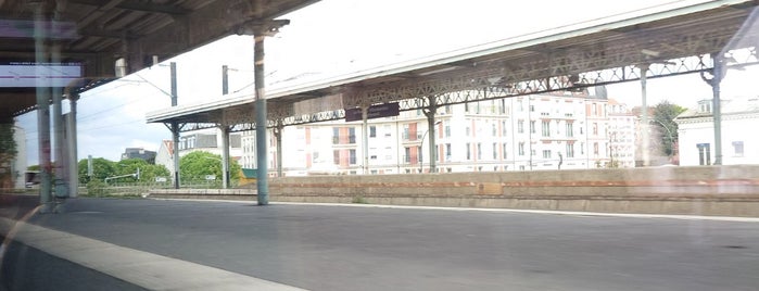 RER Le Raincy — Villemomble — Montfermeil [E] is one of Ligne RER E.
