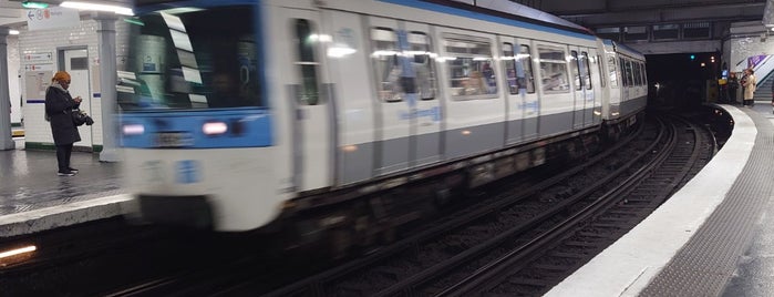 Métro Gare de l'Est [4,5,7] is one of Friedrich 님이 좋아한 장소.