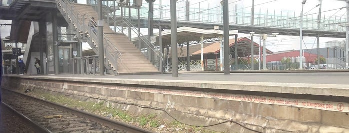 RER Pantin [E] is one of Paris Metro.