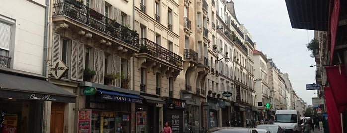Rue des Batignolles is one of HangOuts x Shops x Sport.