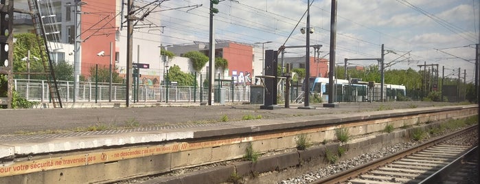 Bondy RER Station [E] is one of Ligne RER E.