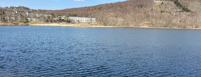 女神湖 is one of Posti salvati di Z33.