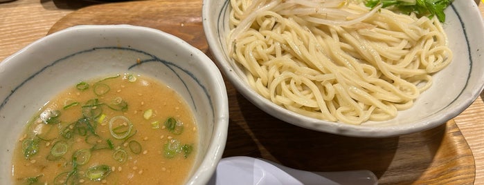 Hakata Ramen Yoshimaru is one of Favorite Food.