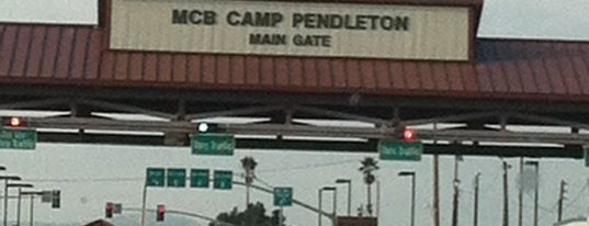 MCB Camp Pendleton - Main Gate is one of Tempat yang Disukai Christopher.