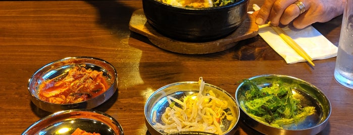 Sesame Korean Grill is one of Posti che sono piaciuti a Shannon.