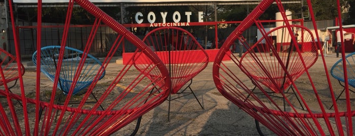 Autocinema Coyote is one of Lugares favoritos de ᴡ.