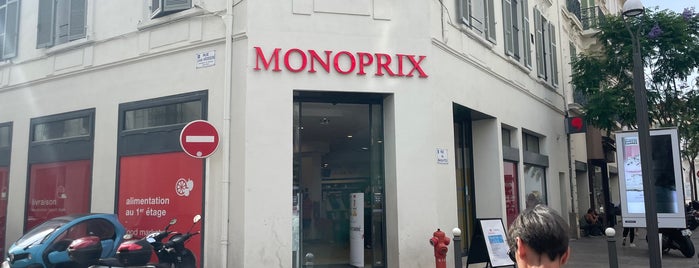 Monoprix is one of France 🇫🇷.