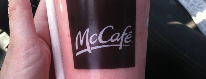 McDonald's is one of Lindsayeさんのお気に入りスポット.