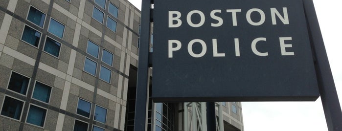 Boston Police Headquarters is one of Tempat yang Disukai 💋Meekrz💋.