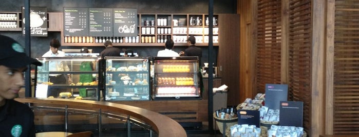 Starbucks is one of Tempat yang Disimpan Abhijeet.