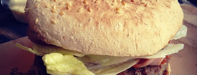 BurgerFuel is one of Locais curtidos por Snackertarian.