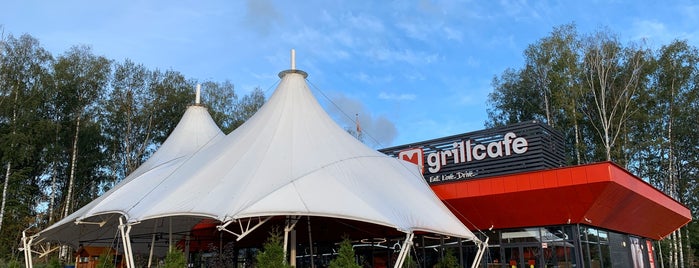 Grillcafe is one of Tempat yang Disukai Lena.