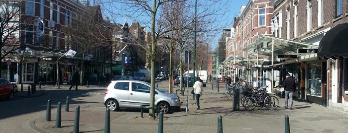 Lusthofstraat is one of Locais curtidos por Marnix.