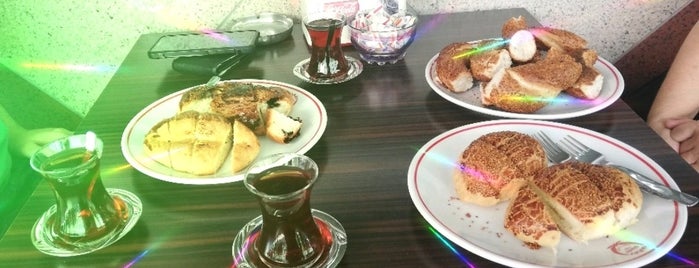 Saray cafe is one of 🇹🇷K🖐🏽Ⓜ️🅰️💪'ın Beğendiği Mekanlar.