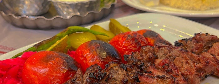 Bein Al-Mellal Restaurant | رستوران بین الملل is one of آش و حلیم‌های رشت.