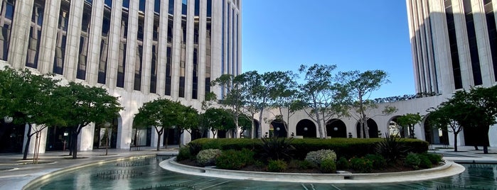Wilshire Colonnade is one of K-Town.